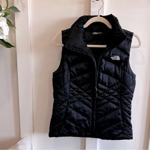 Women’s Small Black Puffer Vest